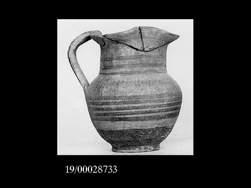 brocchetta a bocca trilobata - officina geloa (fine SECOLI/ VII a.C)