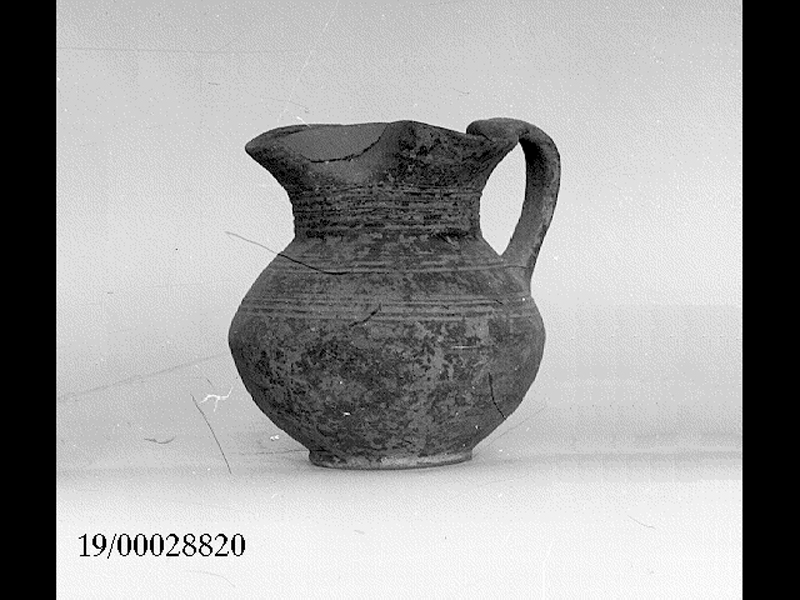 brocchetta a bocca trilobata - officina locale (fine SECOLI/ VII a.C)