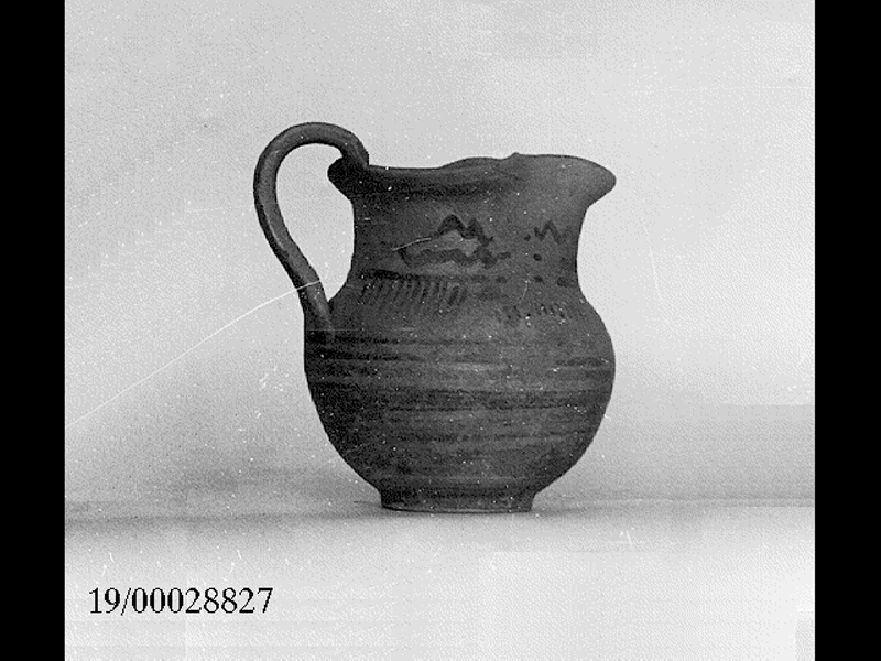 brocchetta a bocca trilobata - officina locale (fine SECOLI/ VII a.C)