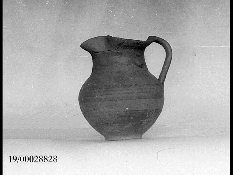 brocchetta a bocca trilobata - officina locale (fine SECOLI/ VII a.C)