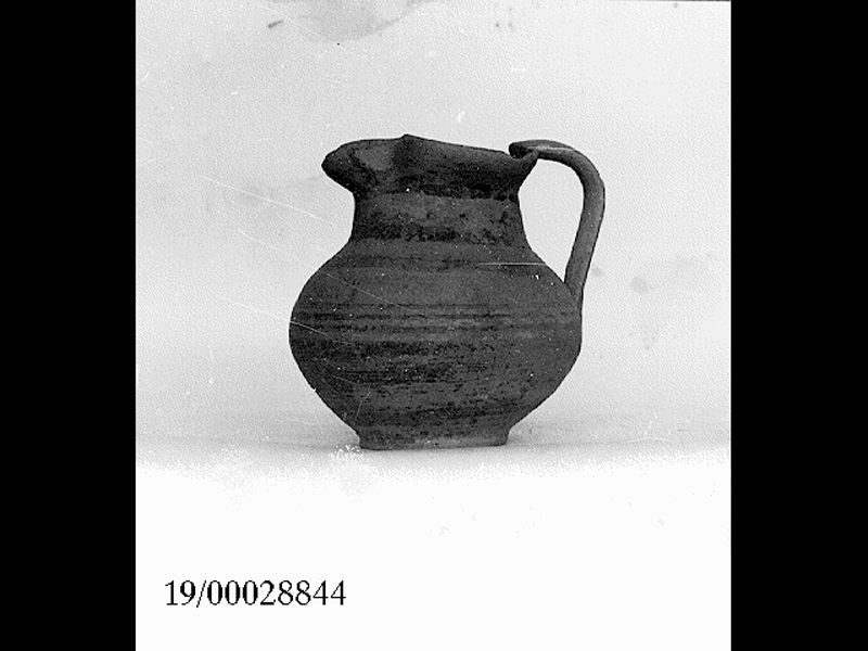 brocchetta a bocca trilobata - officina locale (fine SECOLI/ VII a.C)