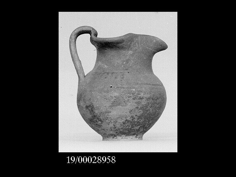 brocchetta a bocca trilobata - officina geloa (inizio SECOLI/ VI a.C)