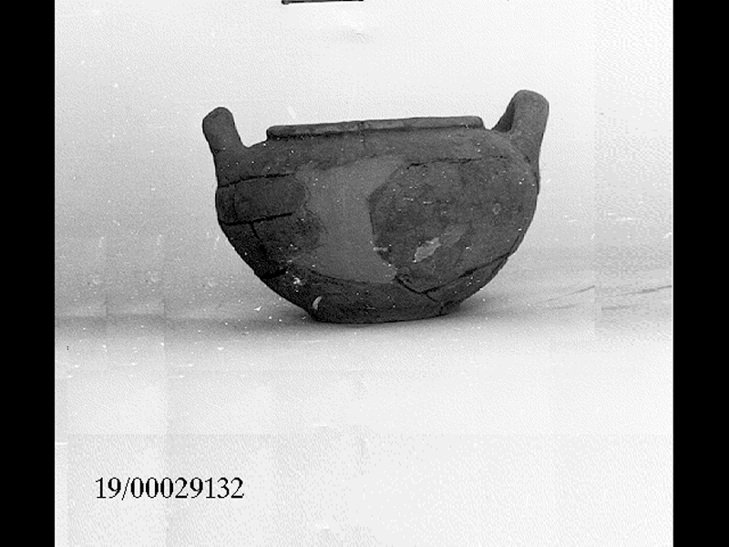 pisside stamnoide - officina locale (inizio SECOLI/ VI a.C)