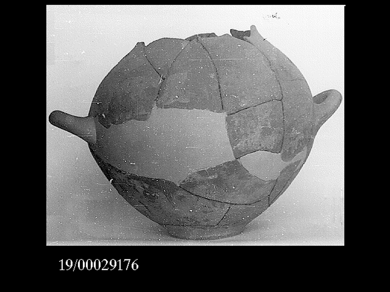 anfora - officina locale (fine SECOLI/ VII a.C)