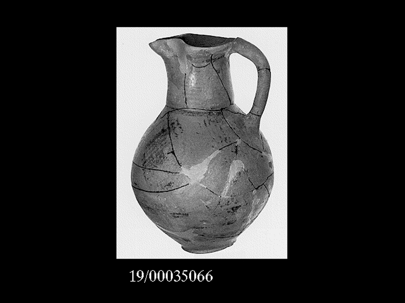 oinochoe - officina locale (SECOLI/ VII a.C)