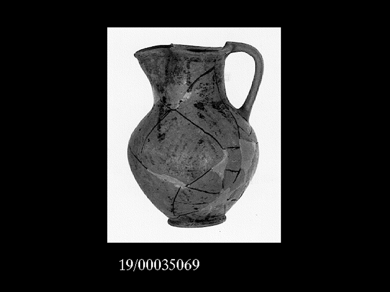 oinochoe - officina locale (SECOLI/ VII a.C)