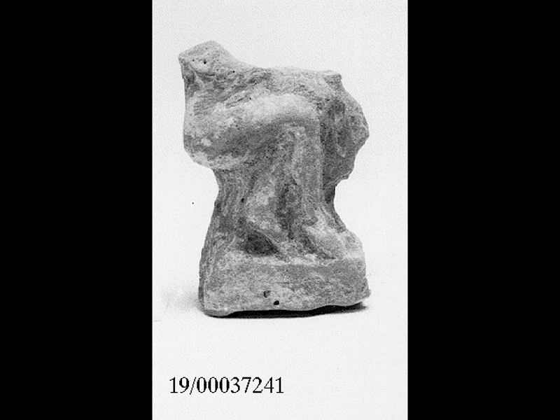 Storia/ personaggio femminile (statuetta) (seconda metà SECOLI/ IV a.C)