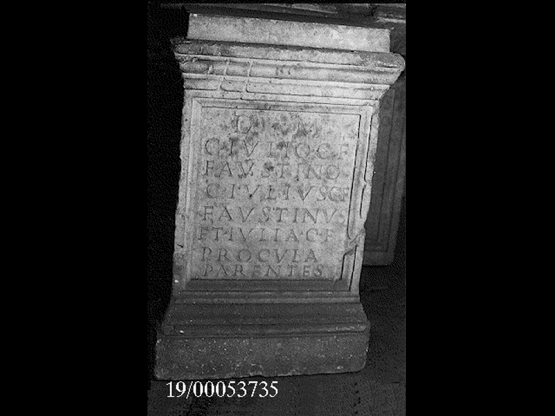 cippo funerario (SECOLI/ II)