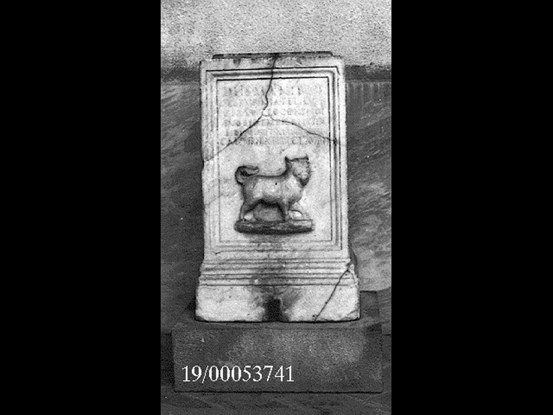 cippo funerario (fine SECOLI/ II)