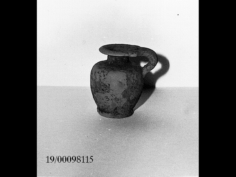 brocchetta miniaturistica - officina locale (fine SECOLI/ IV a.C)