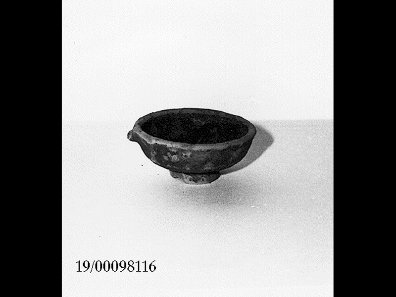 coppetta miniaturistica - officina locale (fine SECOLI/ IV a.C)