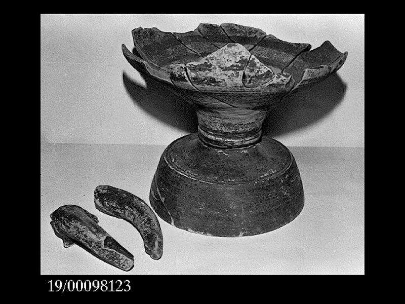 cratere - officina locale (prima metà SECOLI/ III a.C)