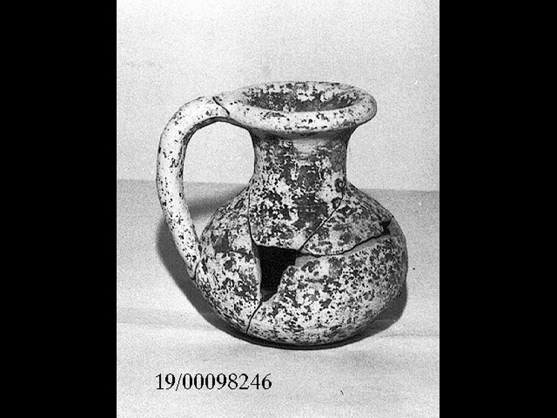 oinochoe - officina locale (fine SECOLI/ IV a.C)