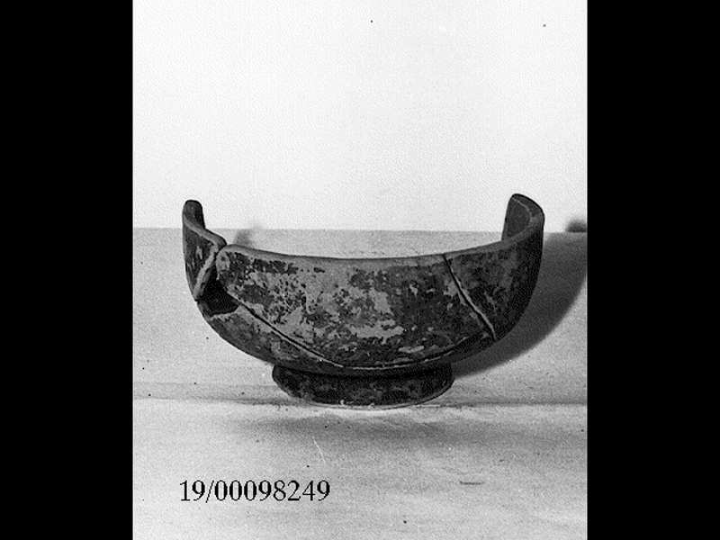 coppa - officina locale (fine SECOLI/ IV a.C)