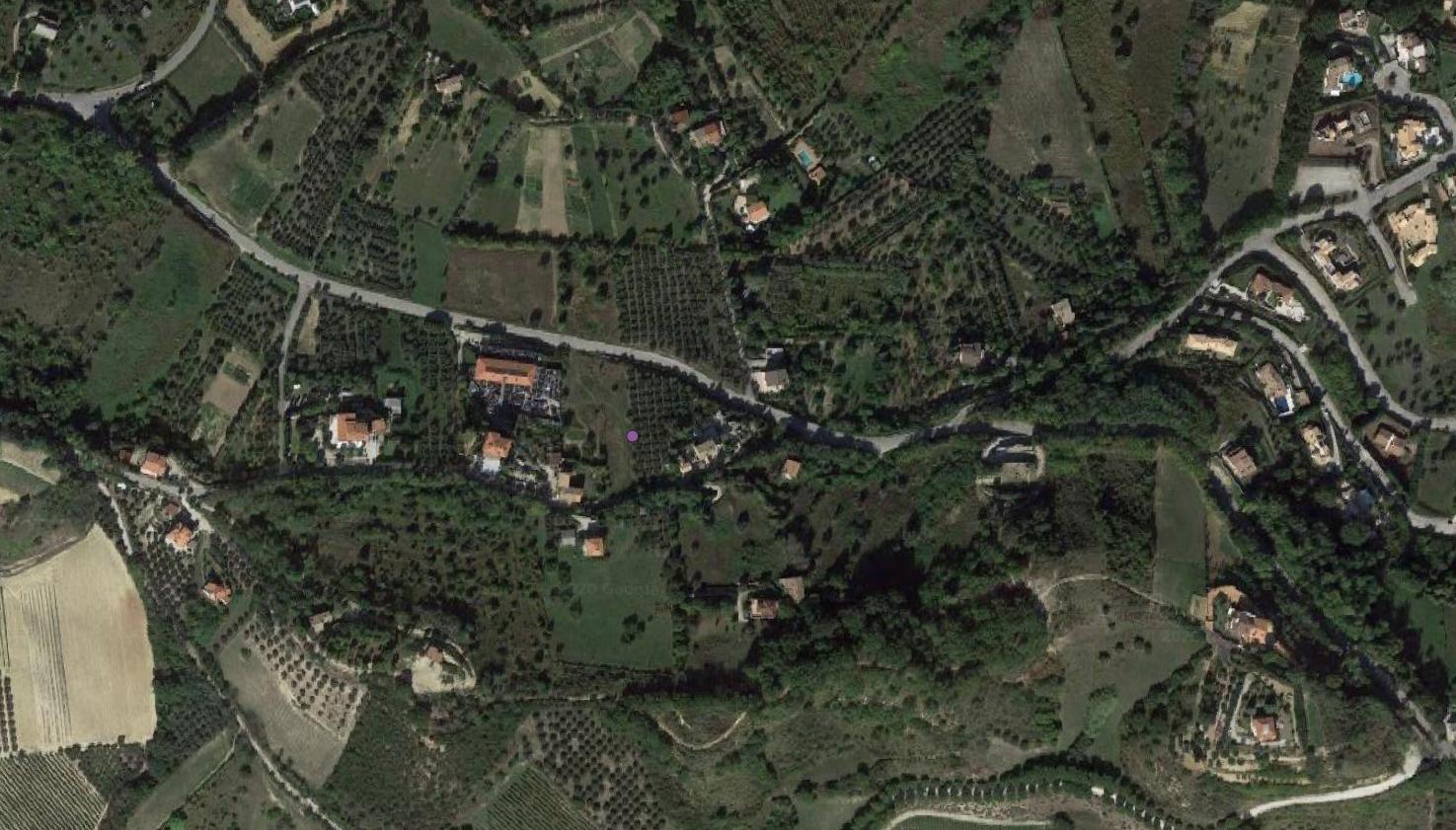 area ad uso funerario, tomba - Acquaviva Picena (AP)  (PERIODIZZAZIONI/ Protostoria/ Eta' del Ferro)