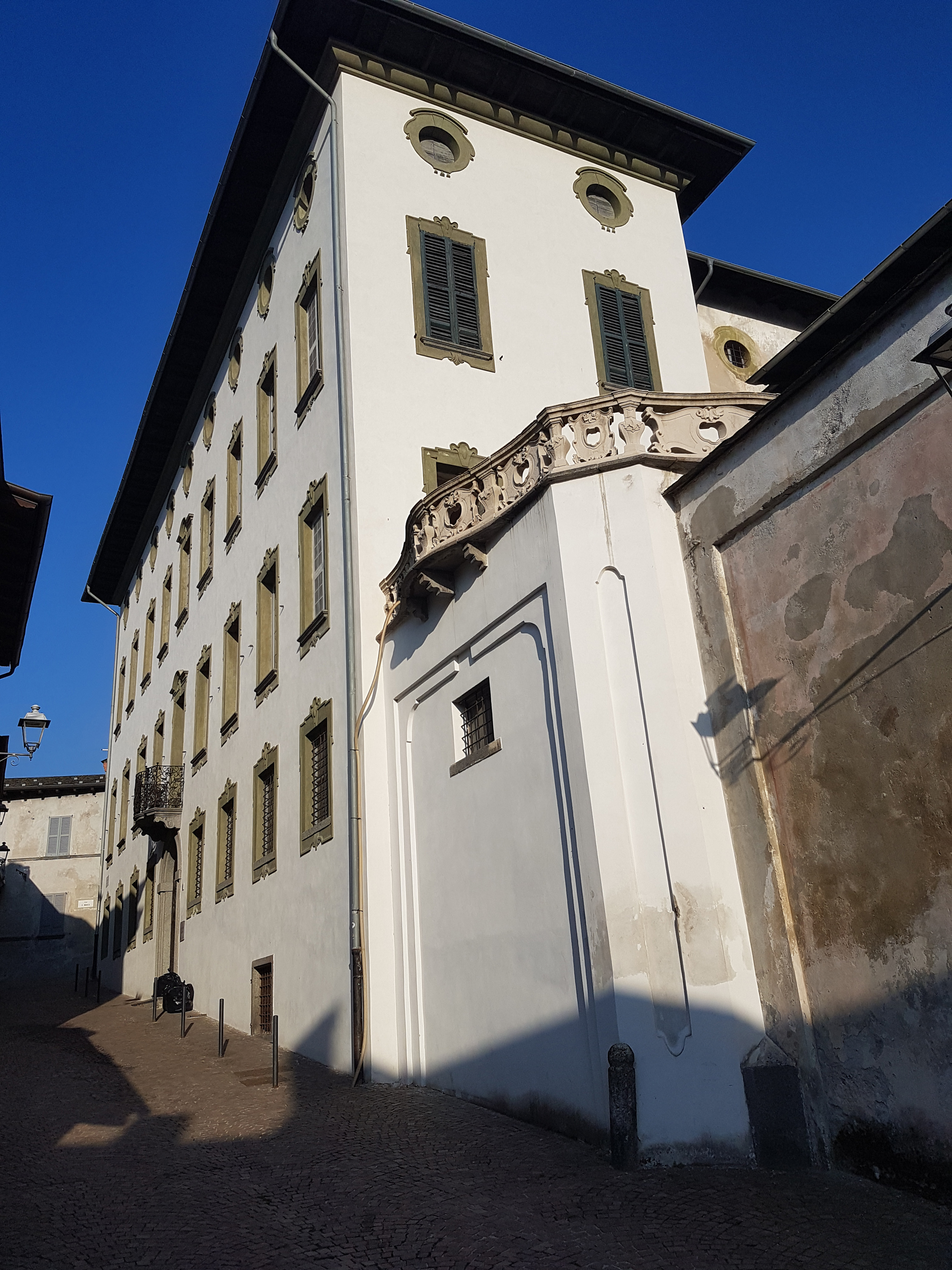 Palazzo Malacrida (palazzo) - Morbegno (SO) 