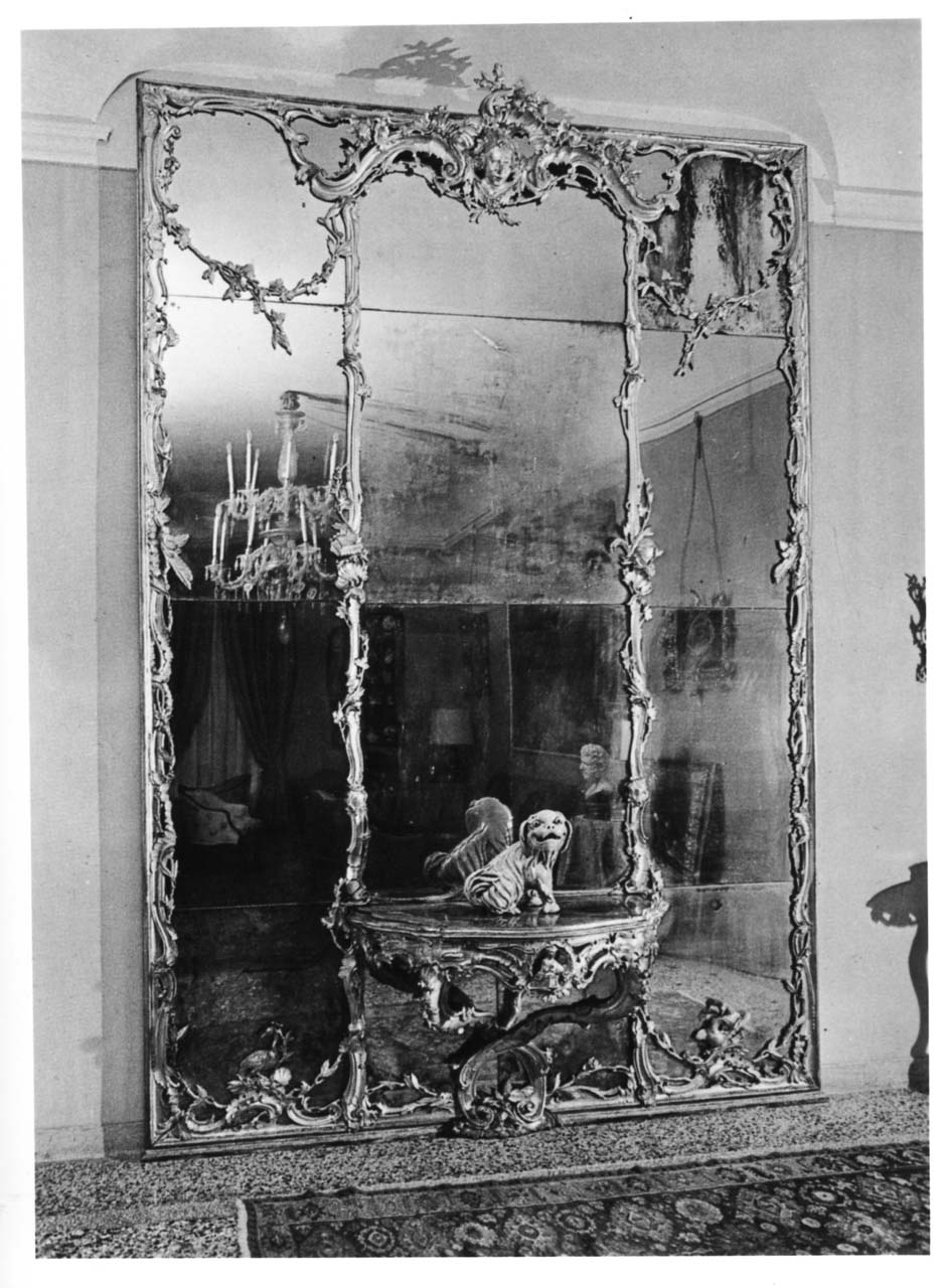 specchiera fondosala, opera isolata - produzione veneziana (sec. XVIII)