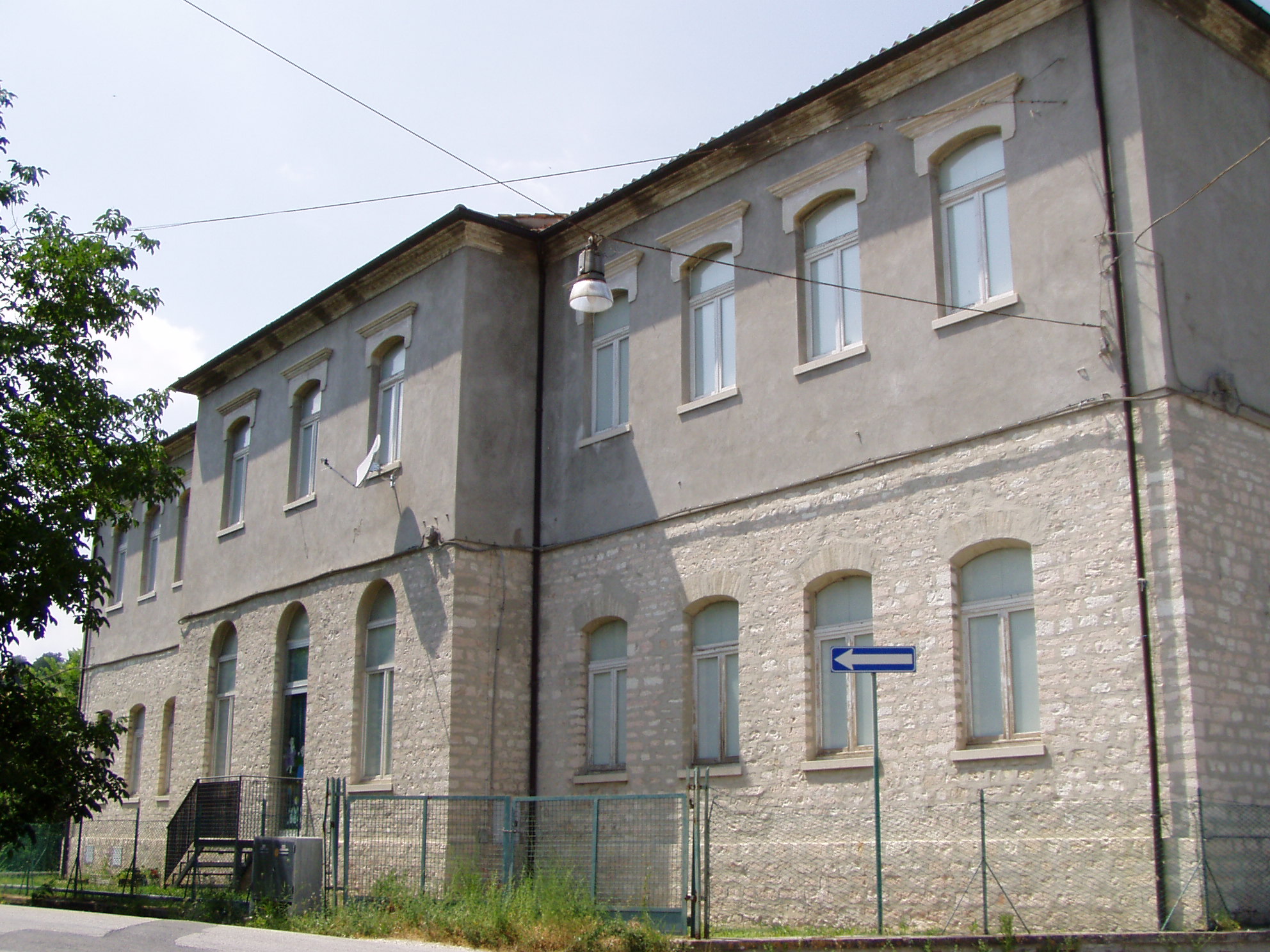 Scuola elementare (scuola, statale) - Fossombrone (PU) 