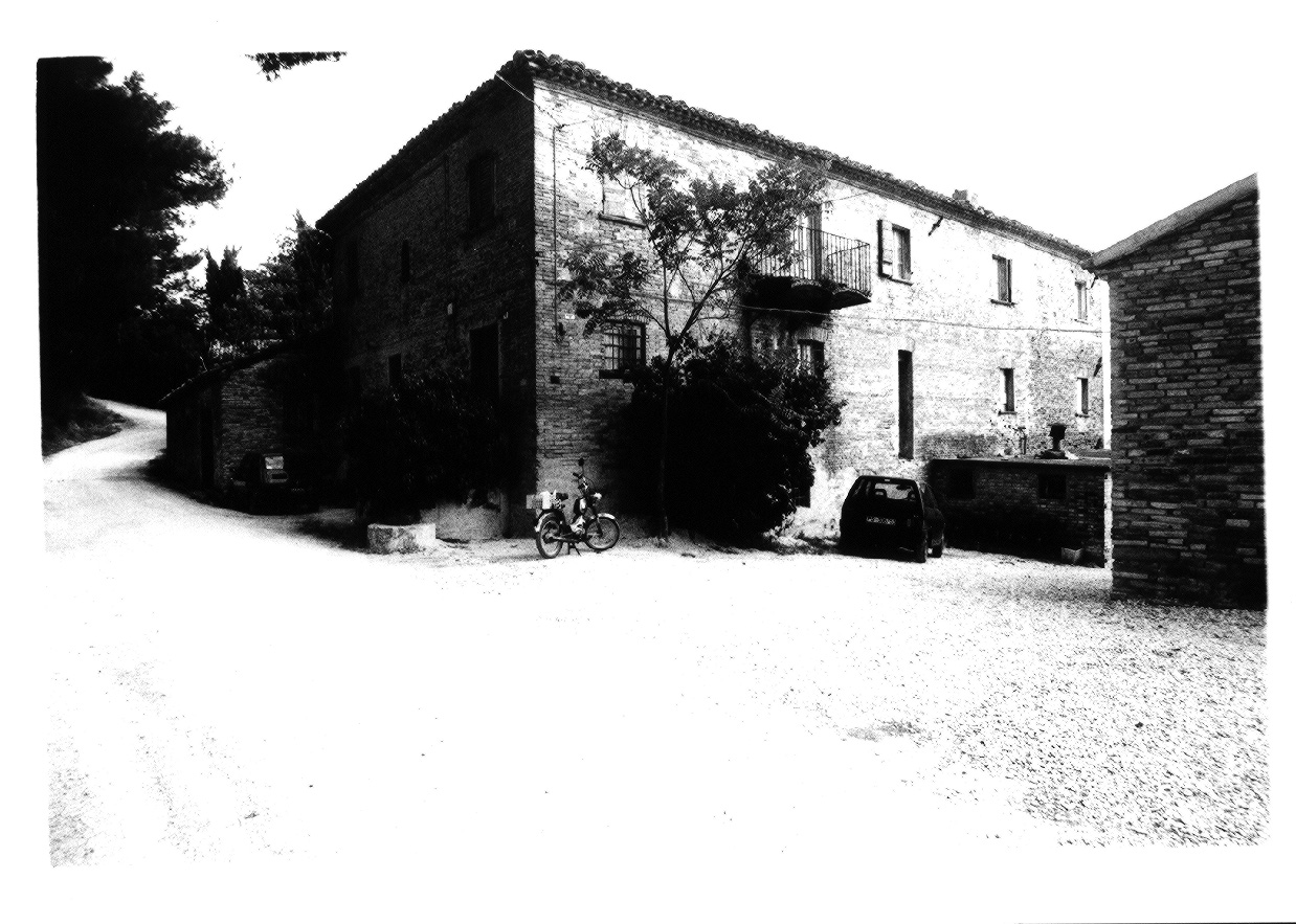 Casa Giammartini ora Renzoni (casa padronale) - Mombaroccio (PU)  (XVIII)