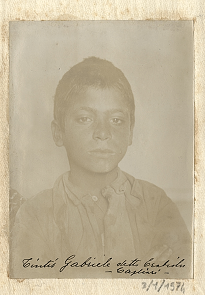 Murgia, Efisio -Carrara, Mario - Ritratti fotografici - Delinquenza, Minori - Antropologia - Antropologia Criminale (positivo) di Murgia, Efisio (attribuito), Carrara, Mario (fine XIX-XX)