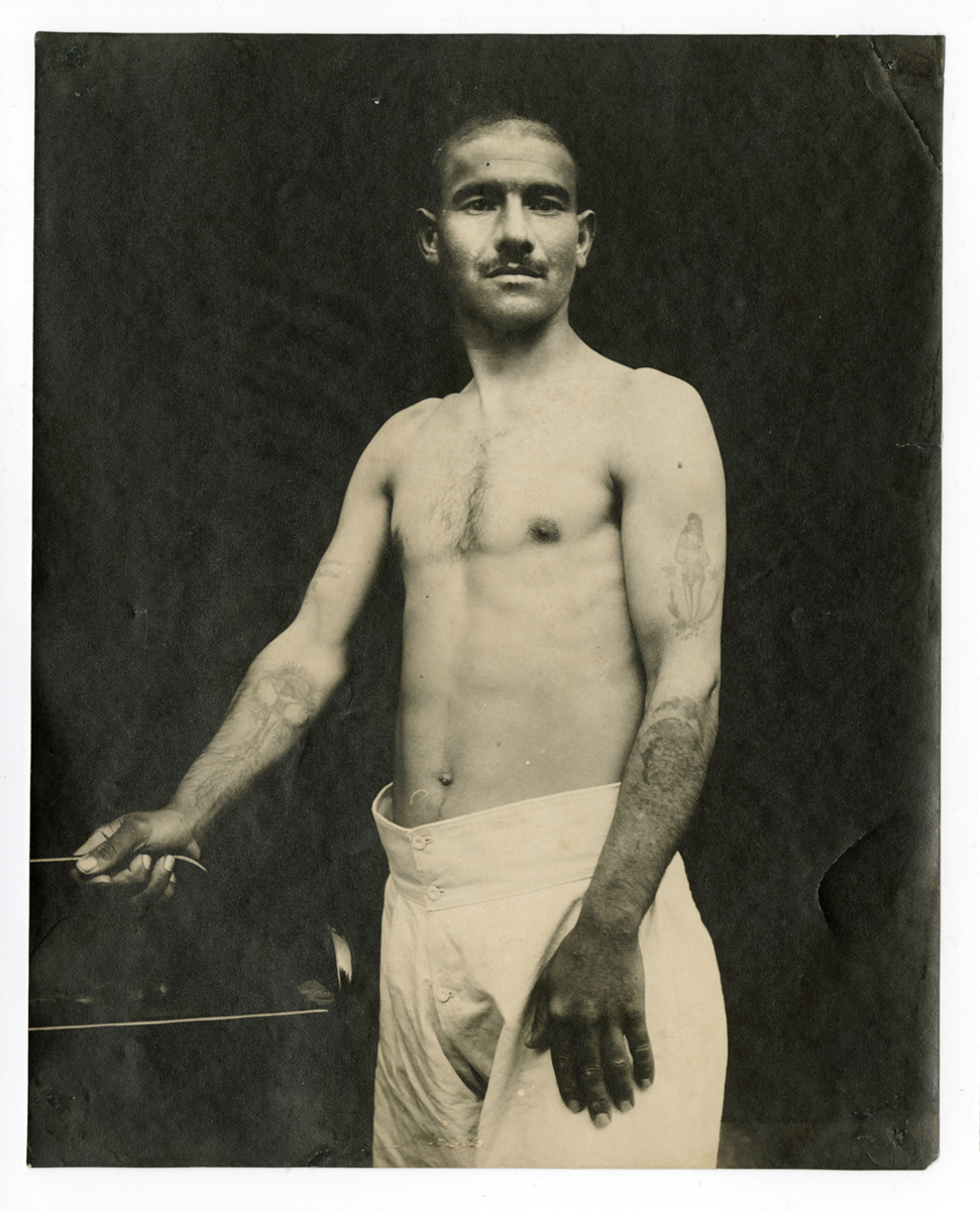 Delinquenti, Tatuaggi - Disegni - Pelle - Pigmenti (positivo) di Autore non identificato, Carrara, Mario - fotografia medica (fine/ metà XIX-XX)