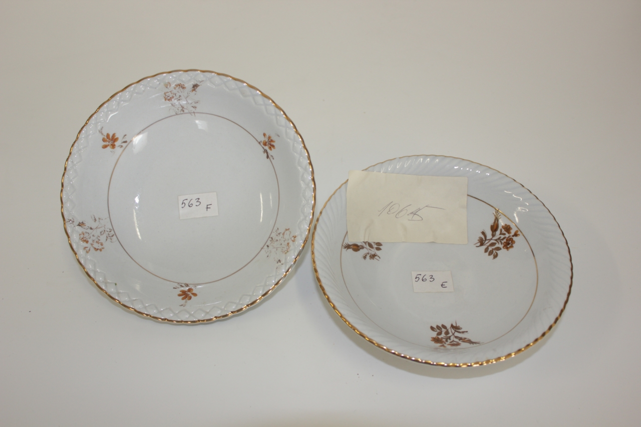 piatto da gelato, serie - ambito friulano (seconda metà sec. XX)