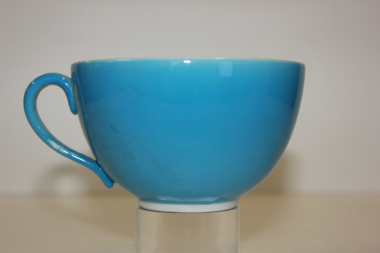 tazza, opera isolata - ambito friulano (secondo quarto sec. XX)