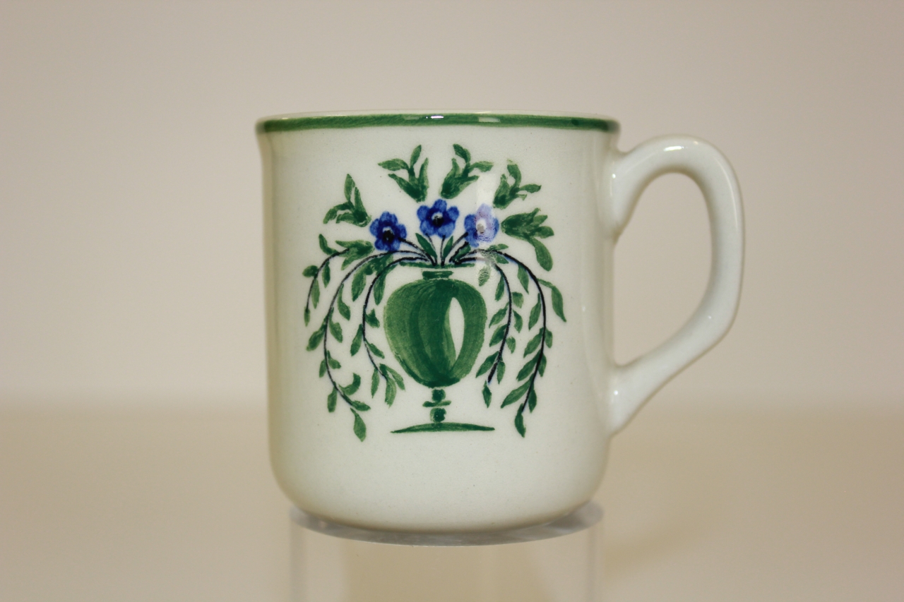 tazzina da caffe', opera isolata - ambito friulano (seconda metà sec. XX)