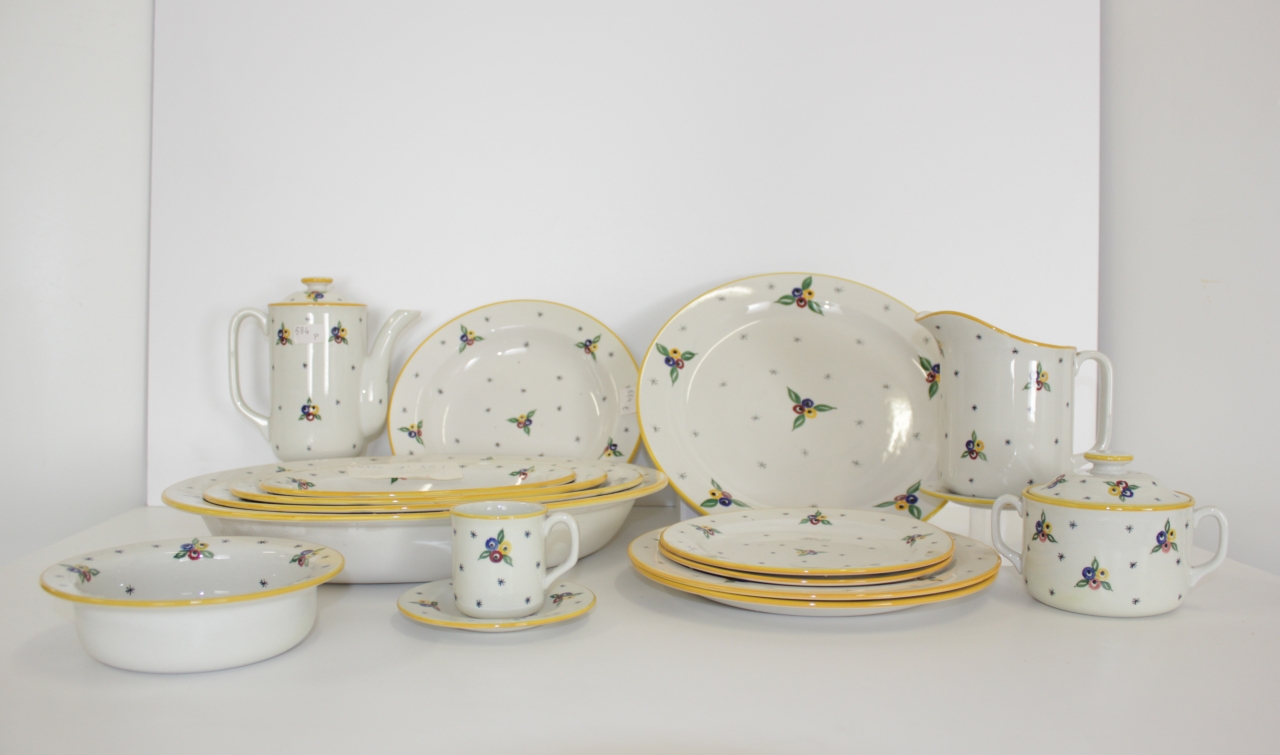 servizio da portata, insieme - ambito friulano (seconda metà sec. XX)