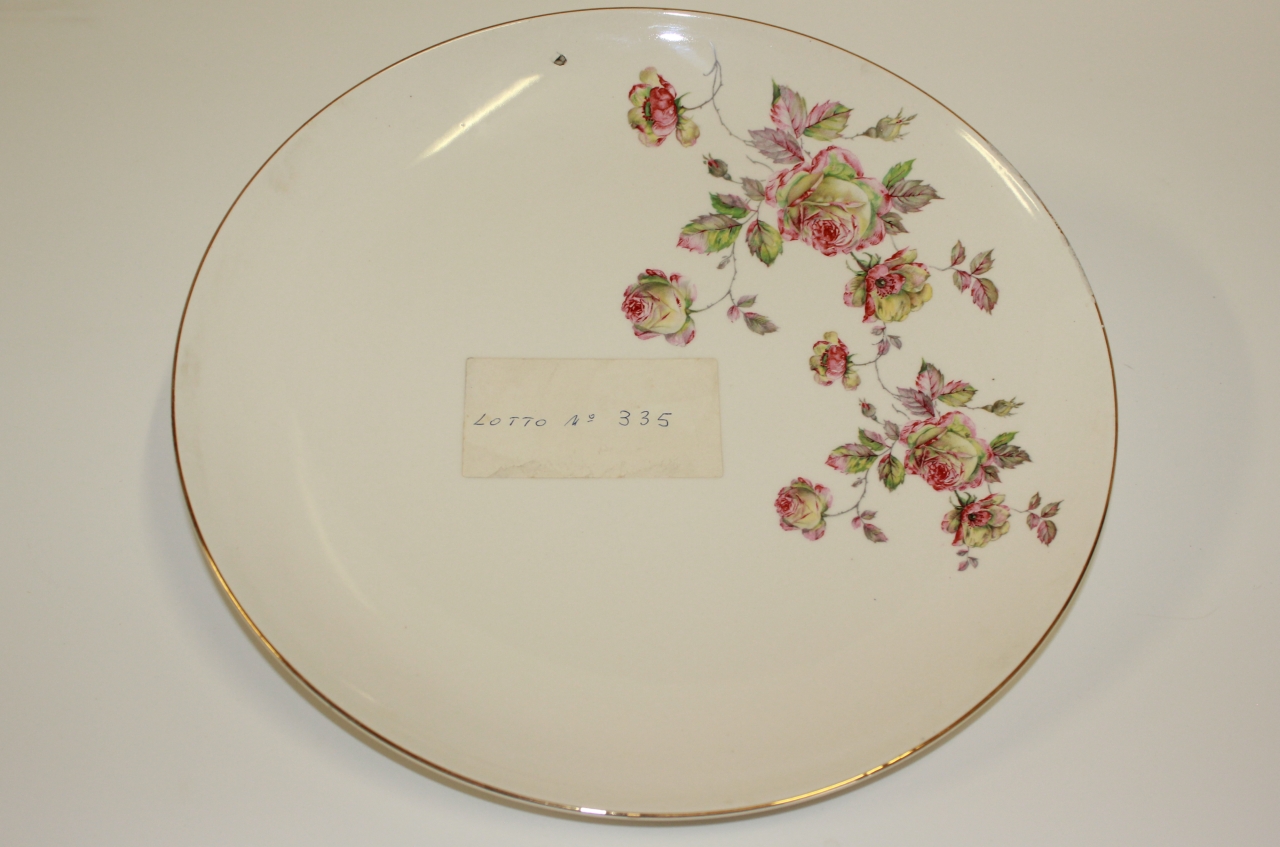 piatto, opera isolata - ambito friulano (metà sec. XX)