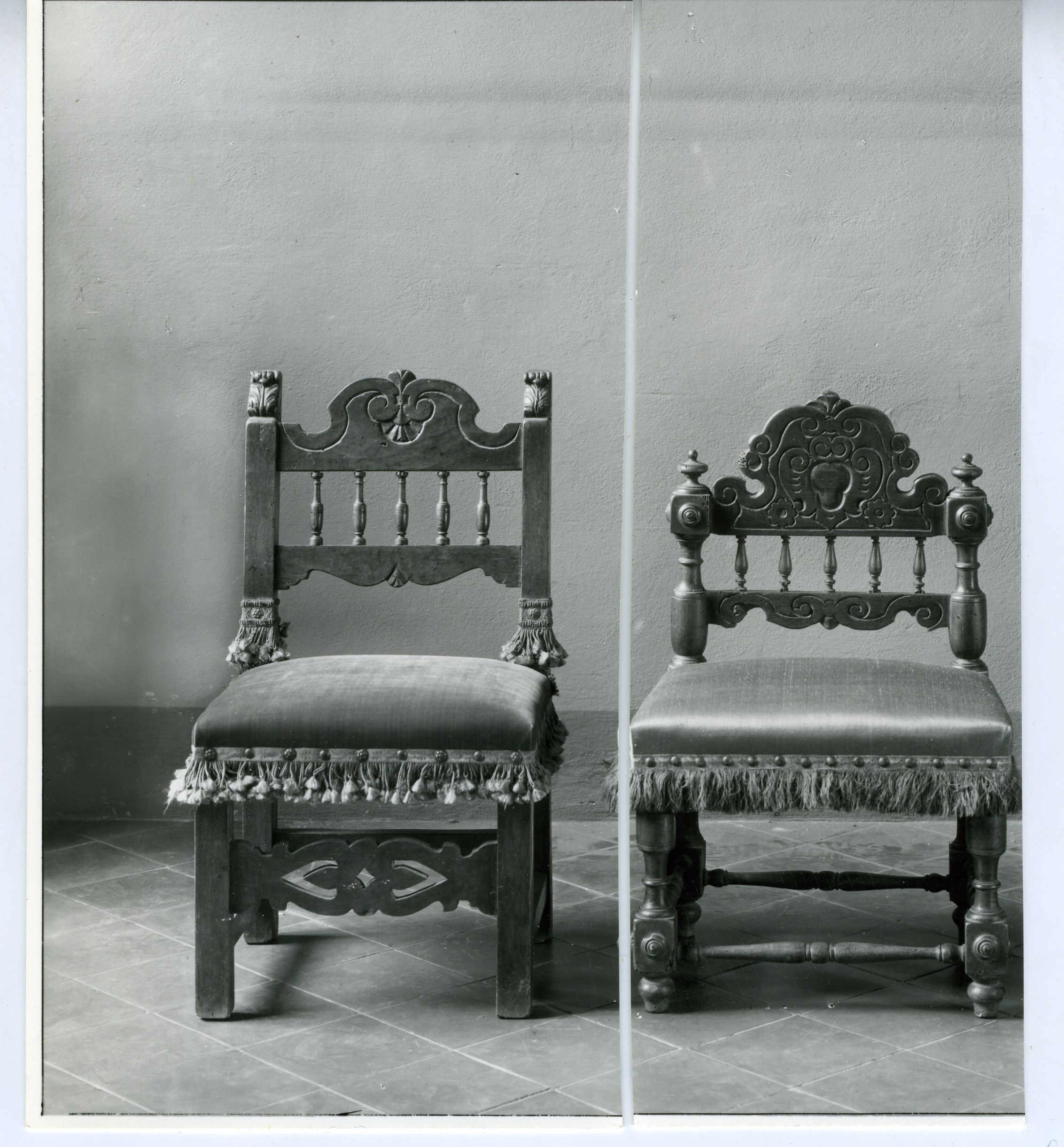 sedie basse da donna (positivo) di anonimo (metà XX)