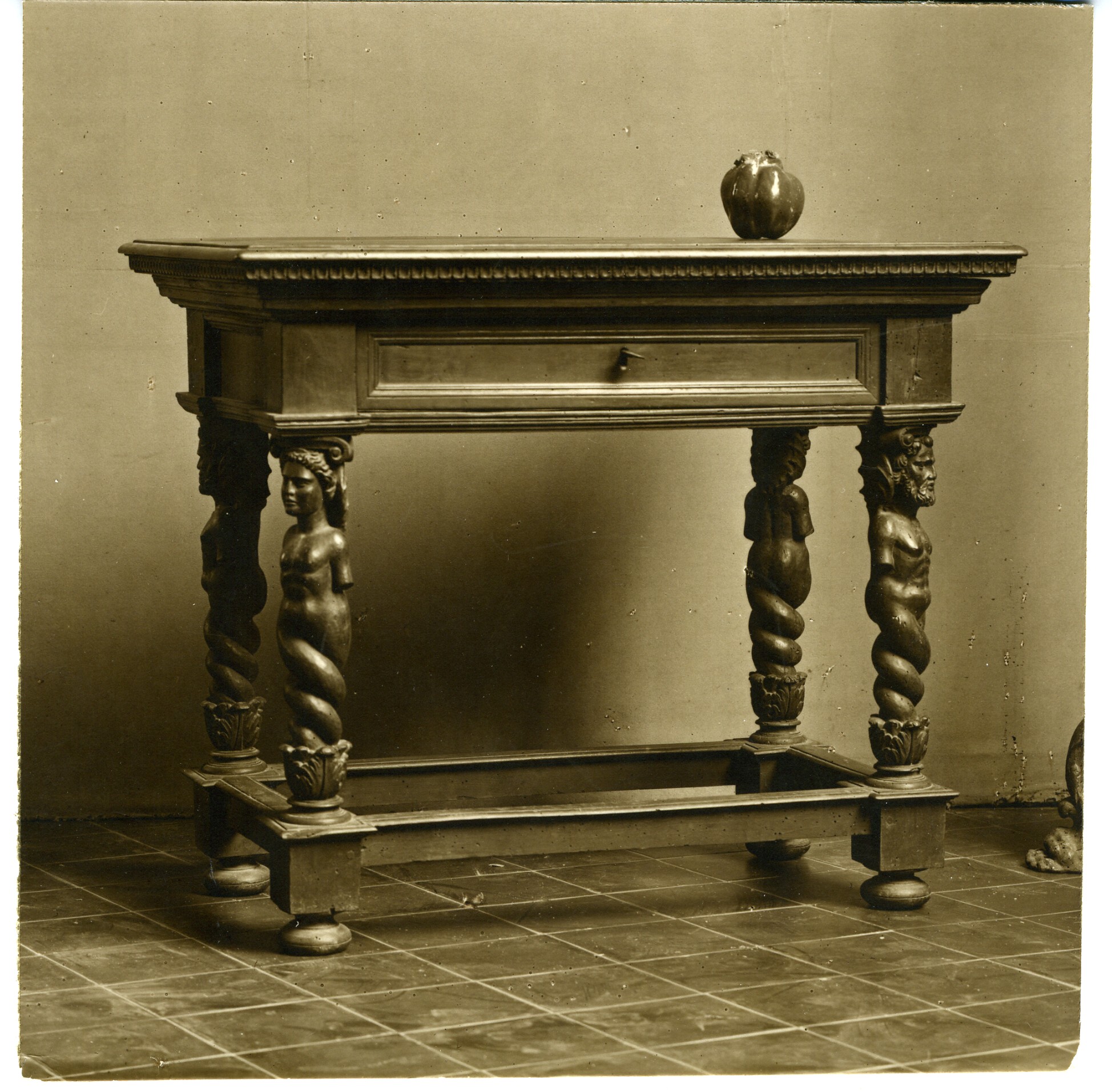 tavolino (positivo) di anonimo (prima metà XX)