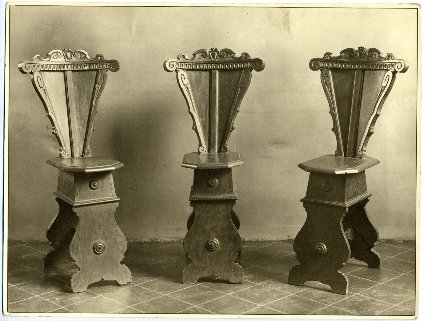 sgabelli (positivo) di anonimo (prima metà XX)