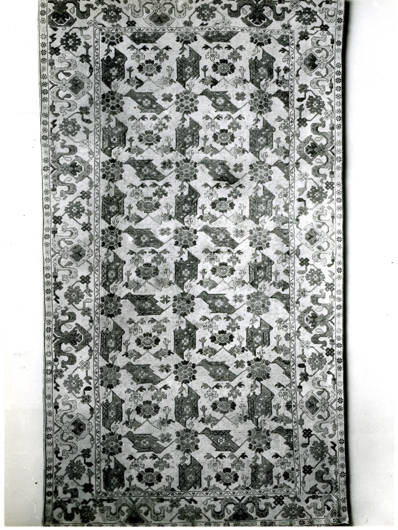 tappeto orientale (positivo) di anonimo - manifattura dell'Asia Minore, Ushak (?), sec. XVII (prima metà XX)