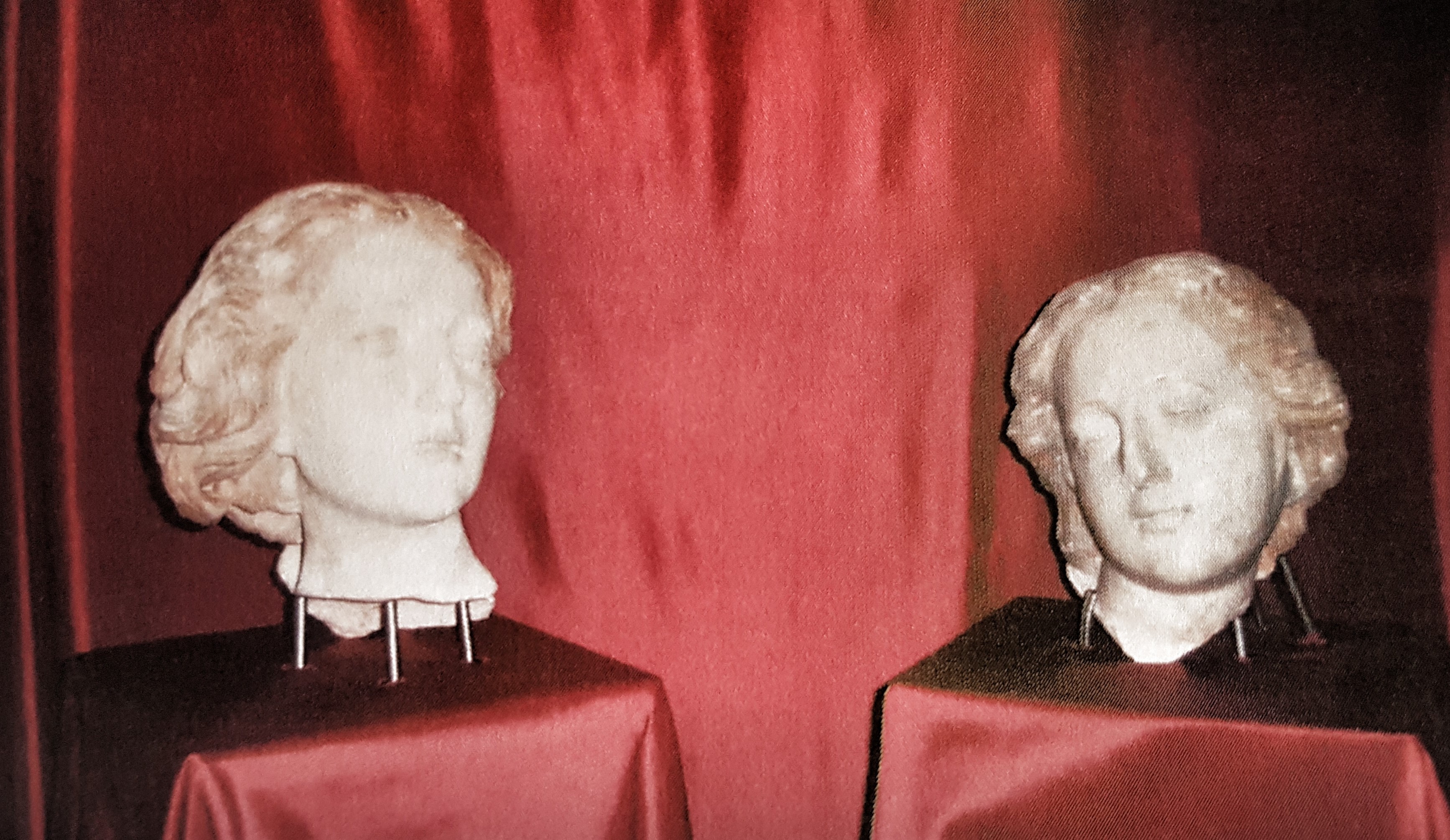 frammenti delle statue del gruppo scultoreo dell'Annunciazione, testa della statua della Madonna e testa della statua dell'arcangelo Gabriele (scultura, frammento) di Antonello Gagini (bottega) (prima metà XVI)
