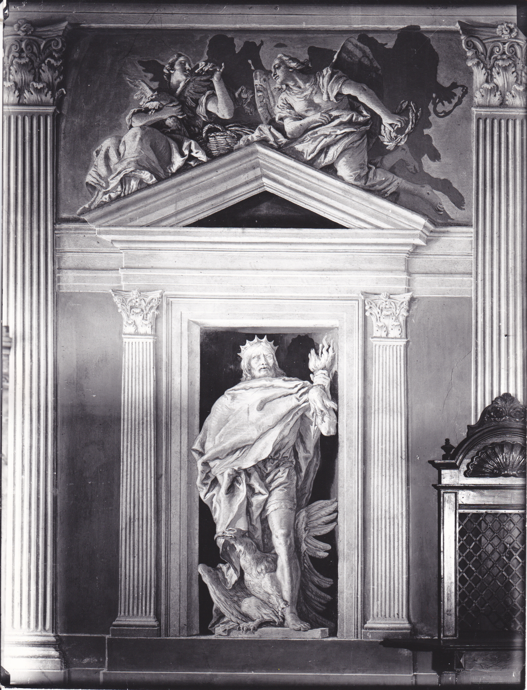 Finta statua di Giove in nicchia timpanata sormontata da coppia di geni e ninfe, scena mitologica (affresco) di Tiepolo Gian Domenico (XVIII)