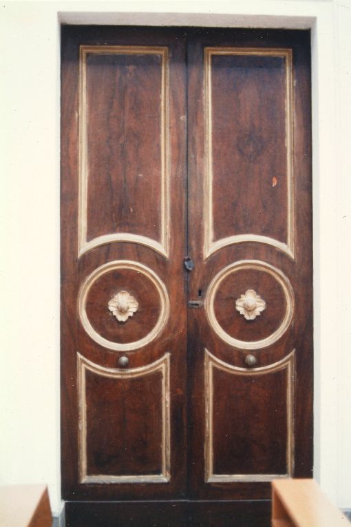 porta, serie - produzione pugliese (ultimo quarto sec. XVIII)