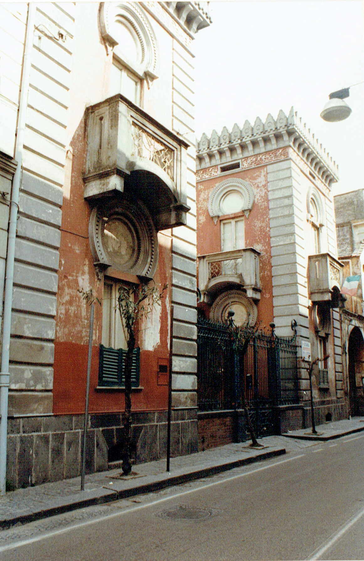 Palazzo Revenaz (palazzo, civico) - Calvizzano (NA) 