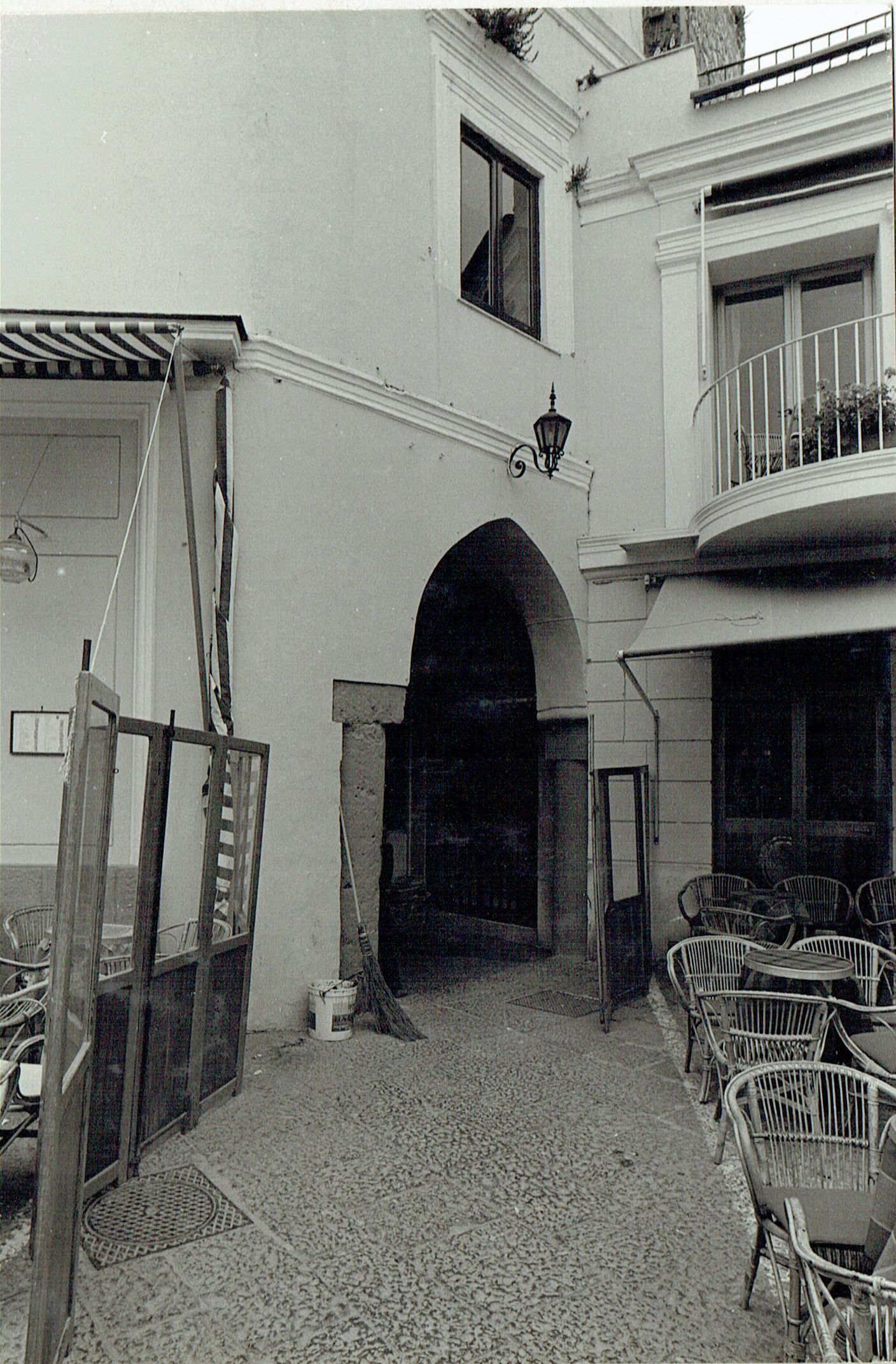 cinta muraria/ antico ingresso (cinta muraria) - Capri (NA) 