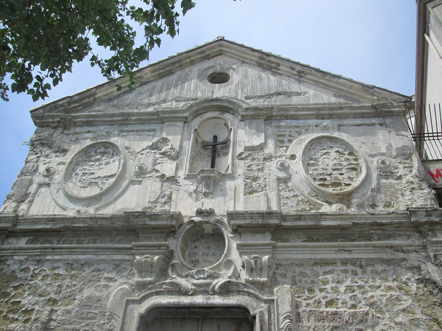 Chiesa di Santa Croce (chiesa, parrocchiale) - Pozzuoli (NA)  <br>Condizioni d'uso: <a class='link-esterno' href='https://docs.italia.it/italia/icdp/icdp-pnd-circolazione-riuso-docs/it/v1.0-giugno-2022/testo-etichetta-BCS.html' target='_bcs'>Beni Culturali Standard (BCS)</a>