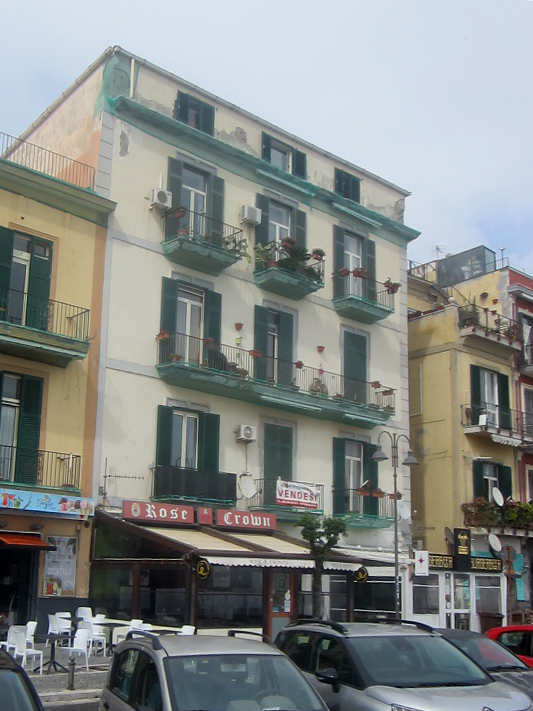 [Palazzo in Corso Umberto, 65-67] (palazzo, civico) - Pozzuoli (NA) 