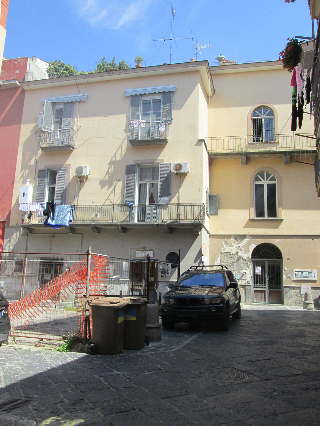 [Palazzo in Corso Vittorio Emanuele, 8-10-12-14] (palazzo, civico) - Pozzuoli (NA) 