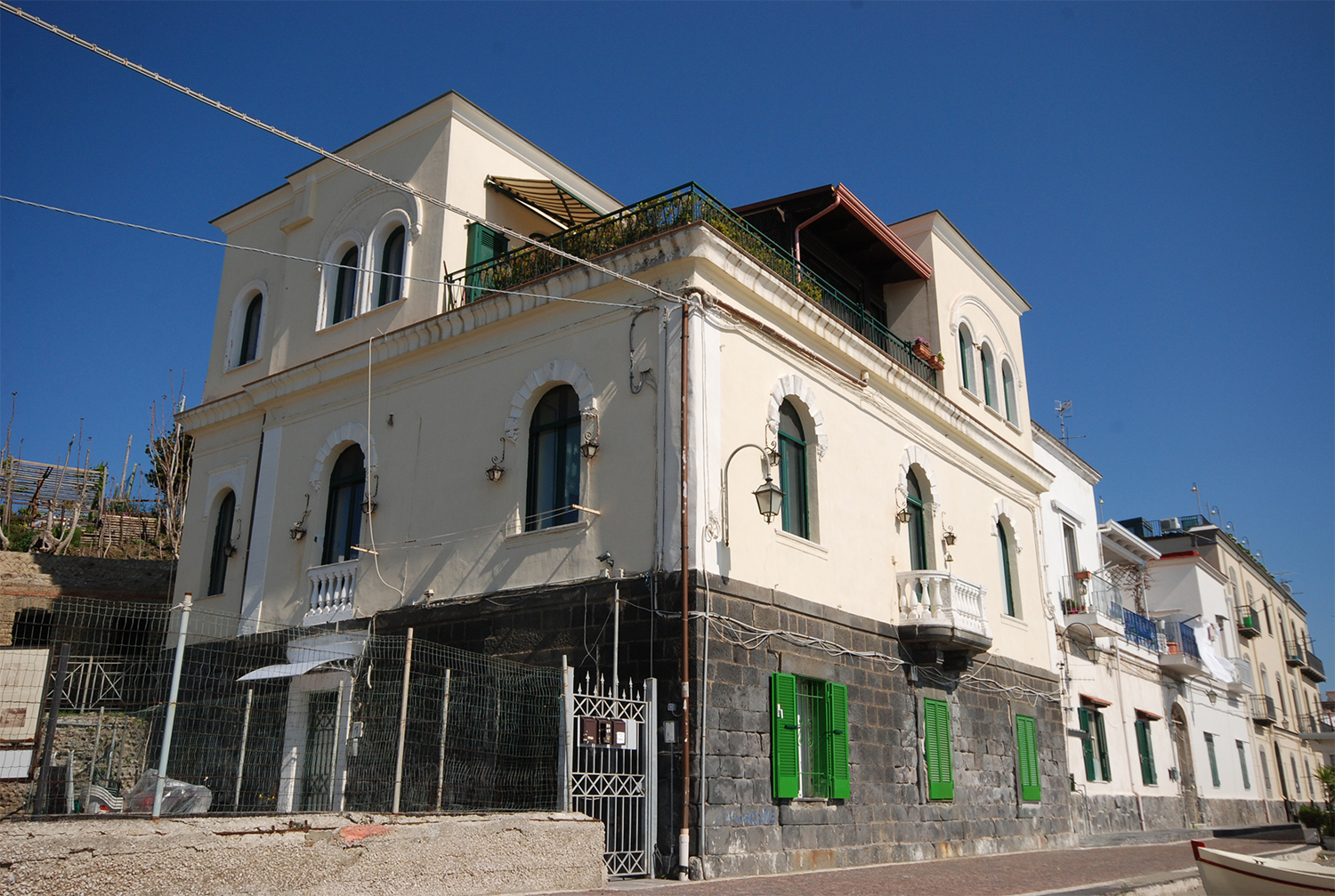 [Edificio Via Spiaggia] (palazzo, privato) - Bacoli (NA) 