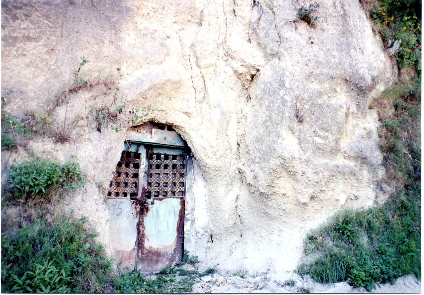 cellaio rurale (cascina) - Serrara Fontana (NA) 