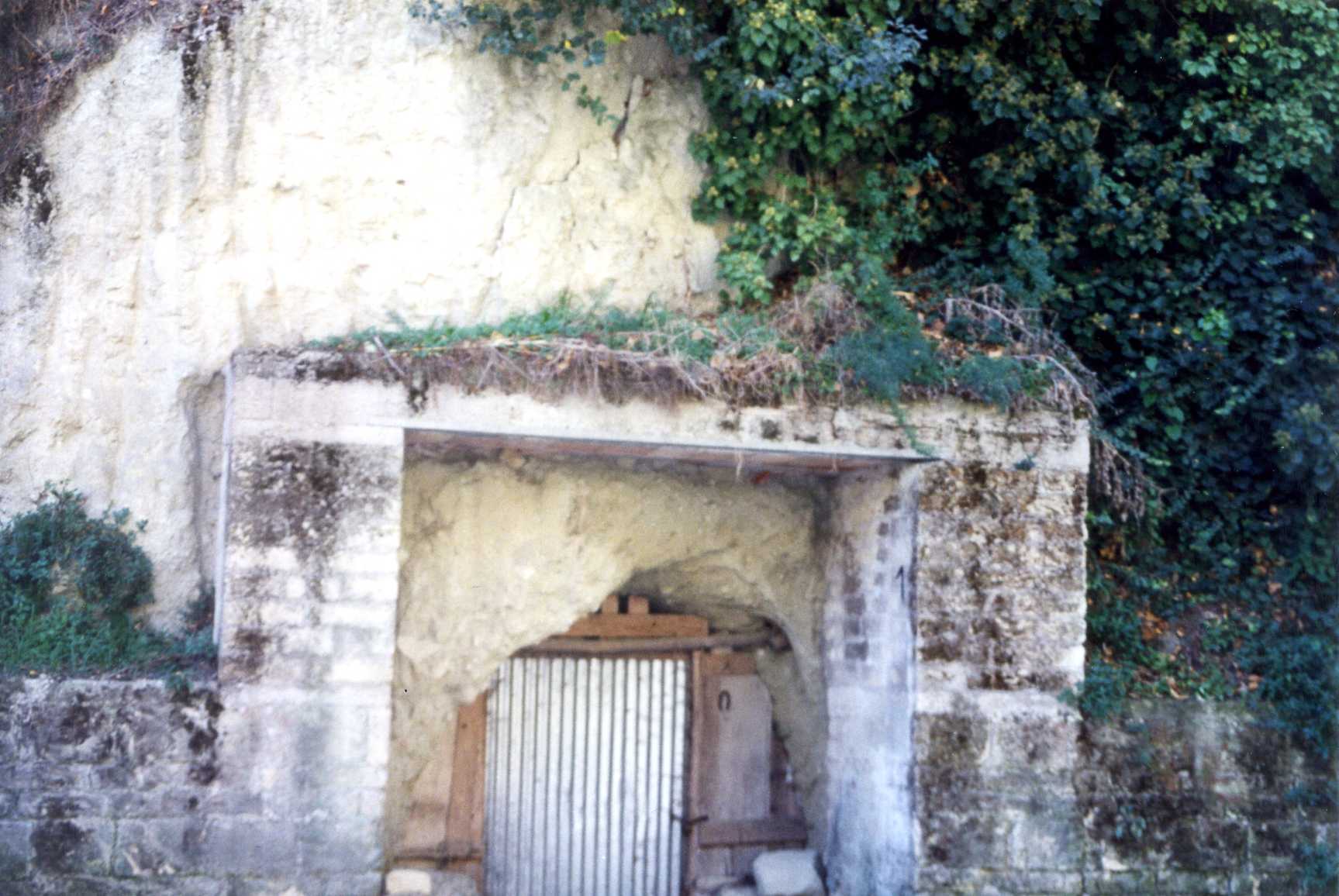 rimessa cellaio rurale (rimessa) - Serrara Fontana (NA) 