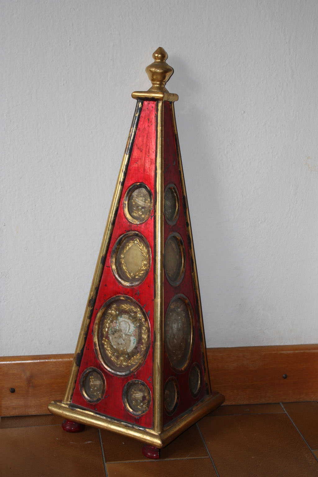 reliquiario architettonico - a obelisco, opera isolata - bottega goriziana (prima metà XIX)