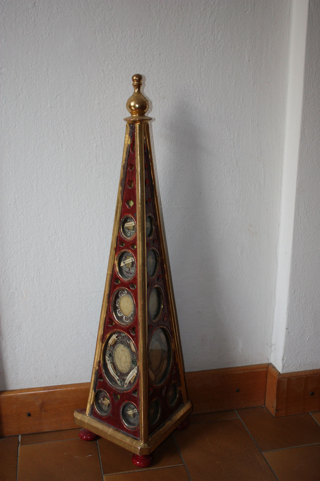 reliquiario architettonico - a obelisco, opera isolata - bottega goriziana (prima metà XIX)