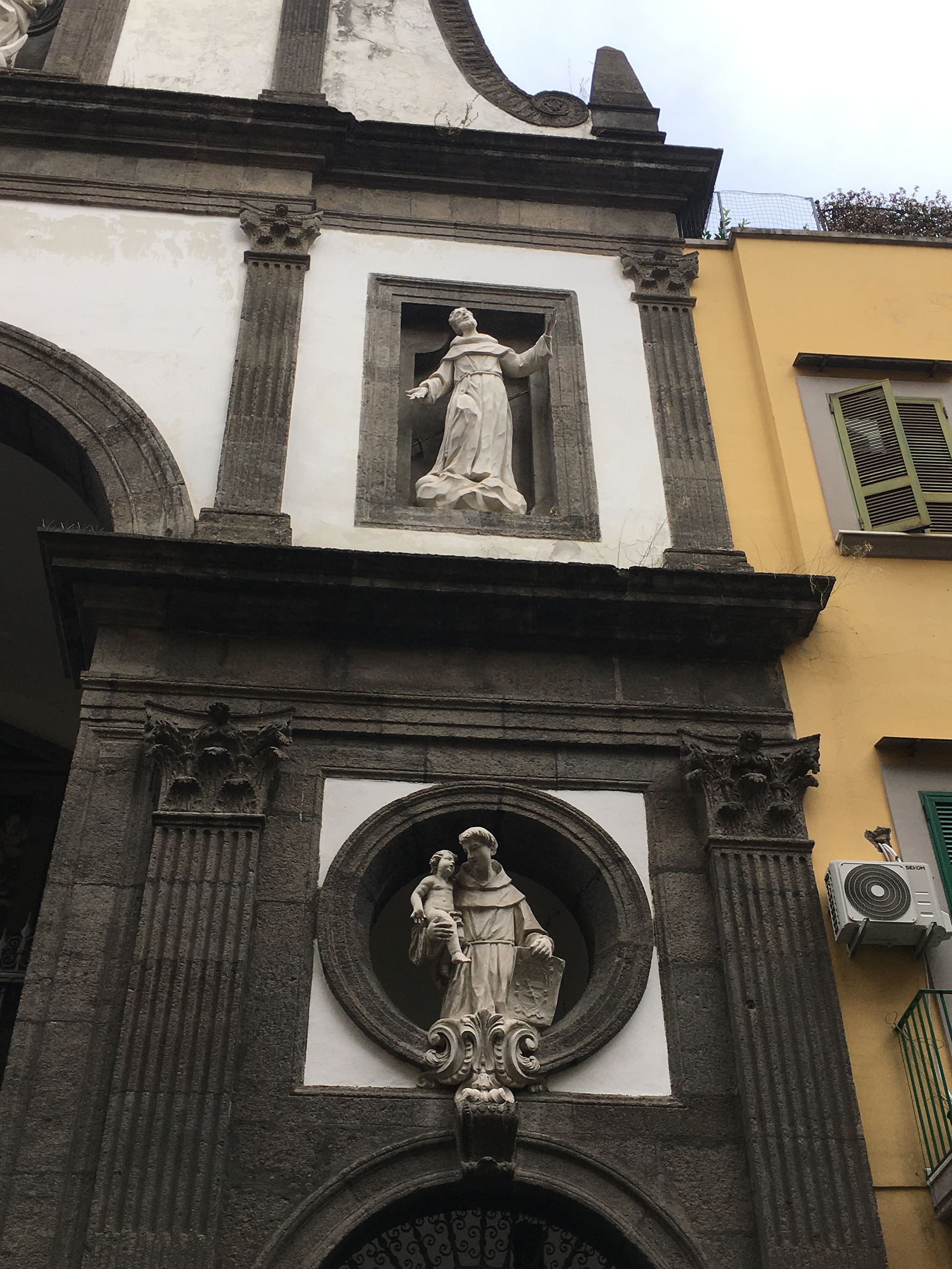 Chiesa del Gesù delle Monache (chiesa, conventuale) - Napoli (NA) 