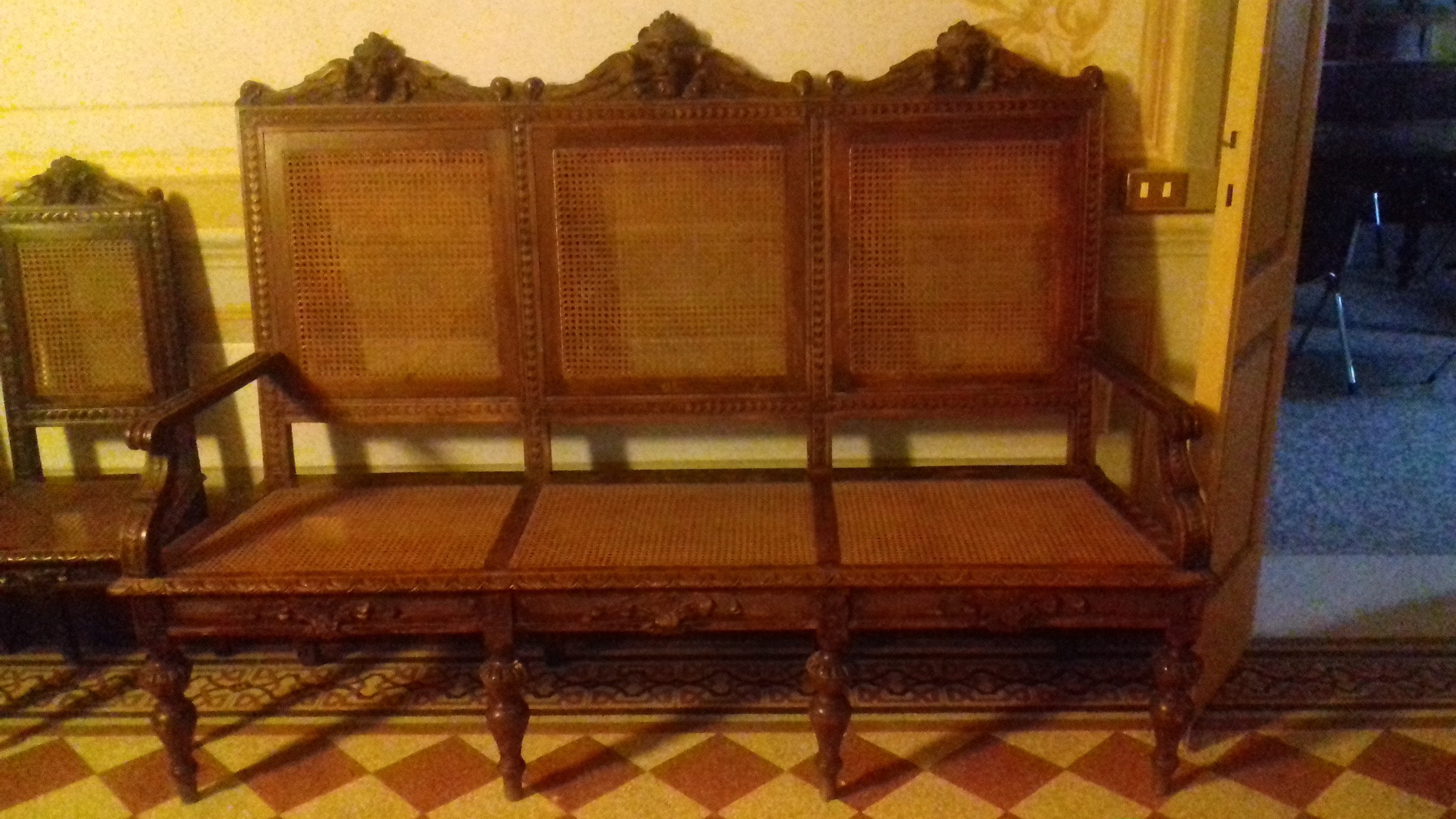 seduta - a tre posti - ambito mantovano (inizio XX)