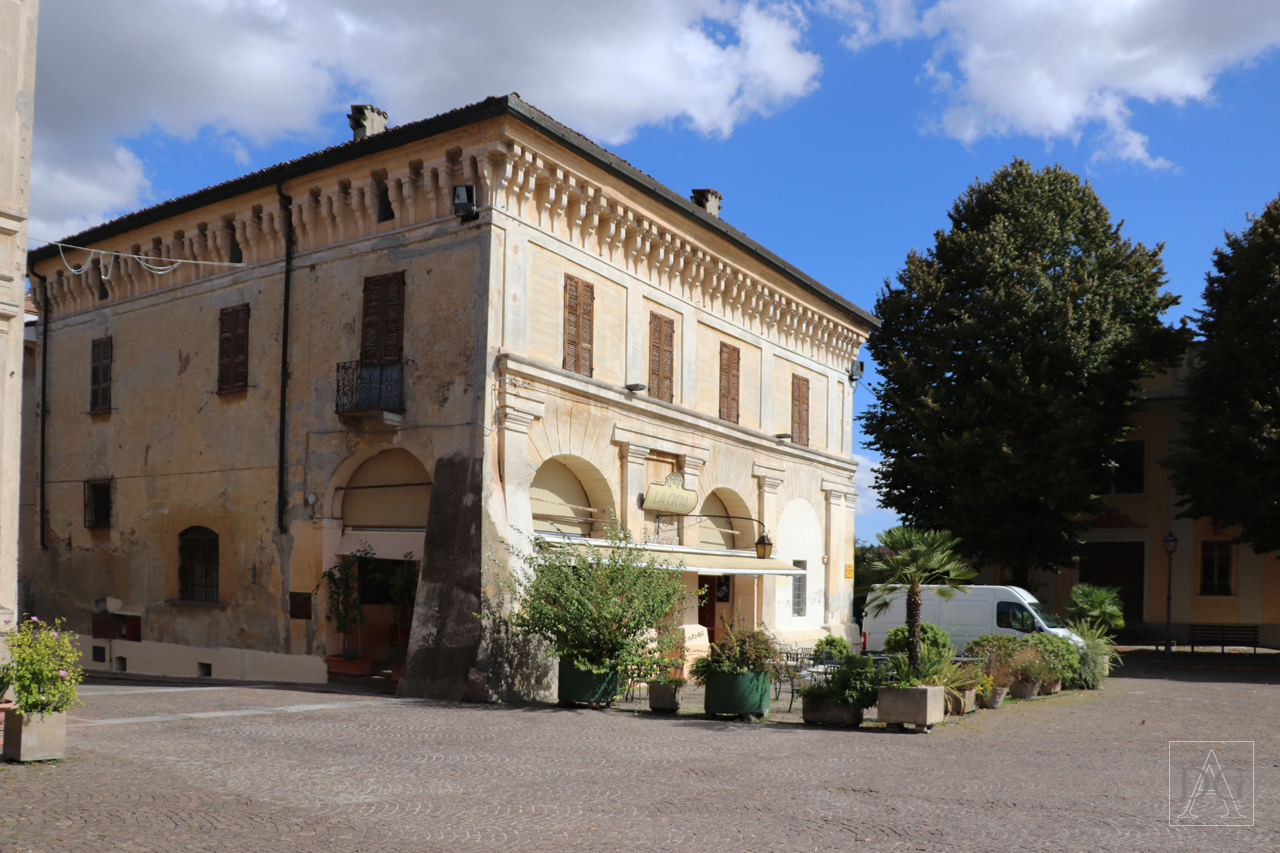 Palazzo della Guardia (palazzo, nobiliare) - Isola Dovarese (CR) 